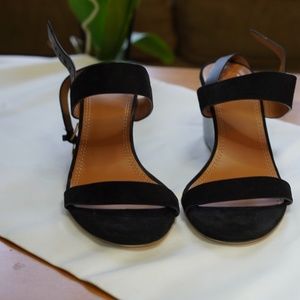 TORY HEEL SANDAL